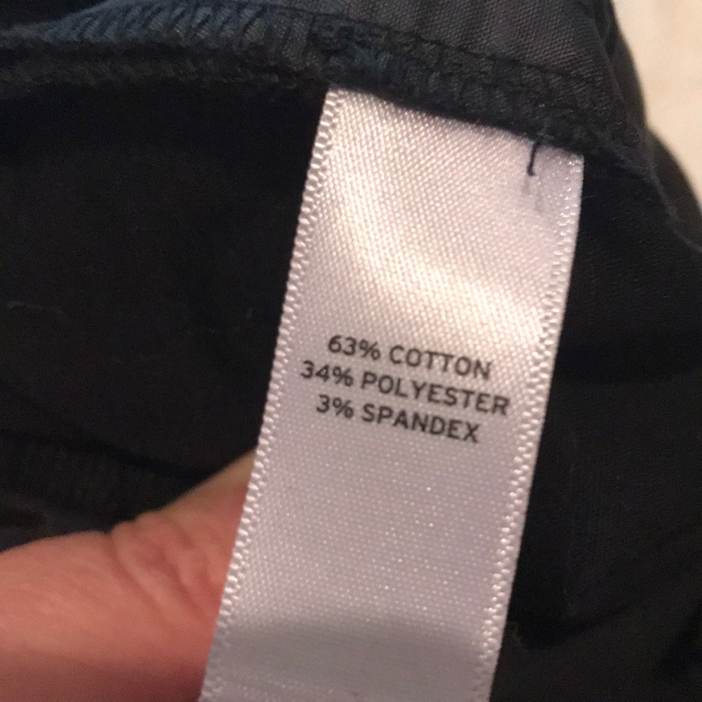 Crop pants ๐ - Picture 4 of 4